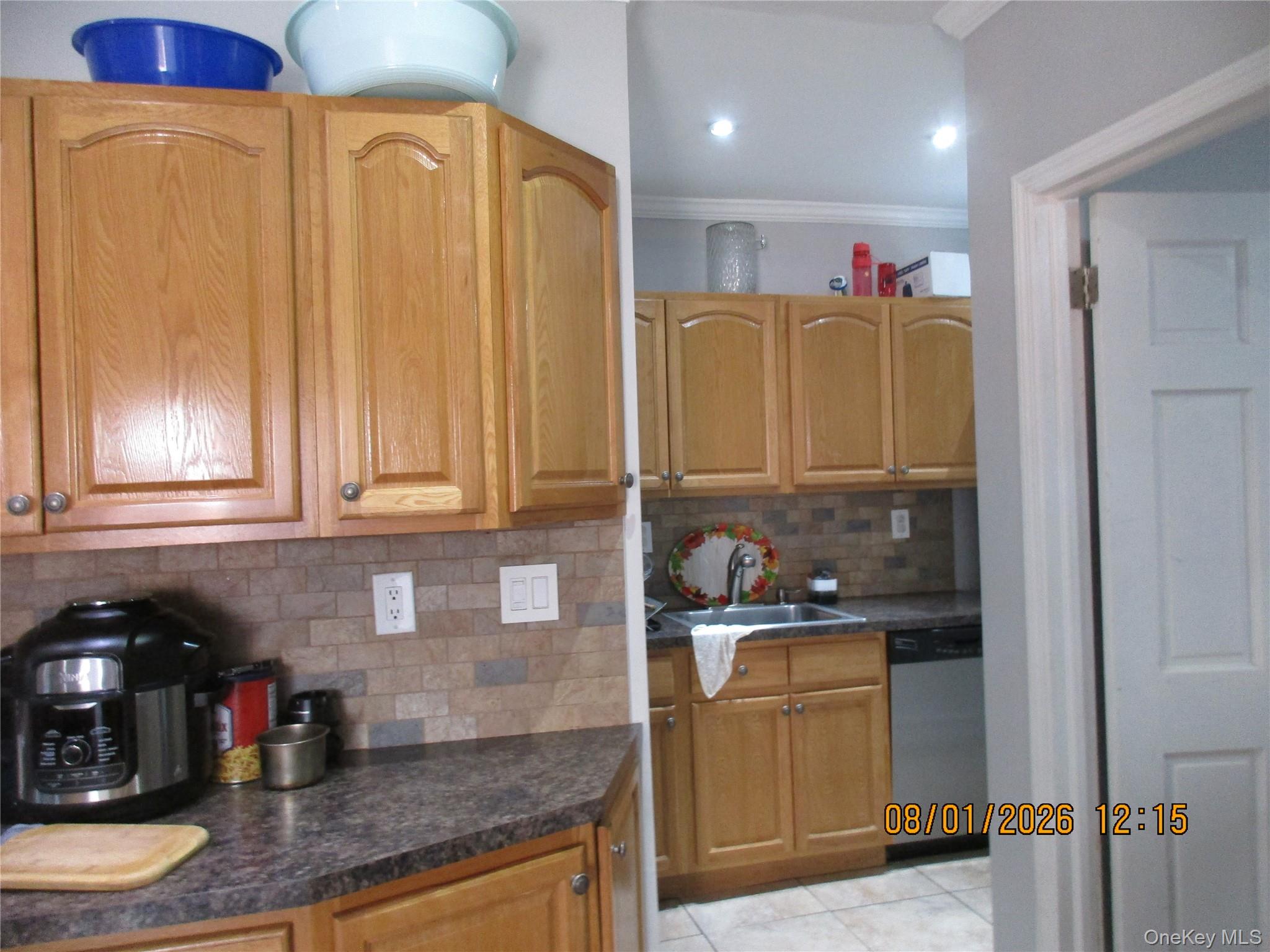 5th image of 67-43 79Th St, New York, NY 11379 | MLS# 1037472