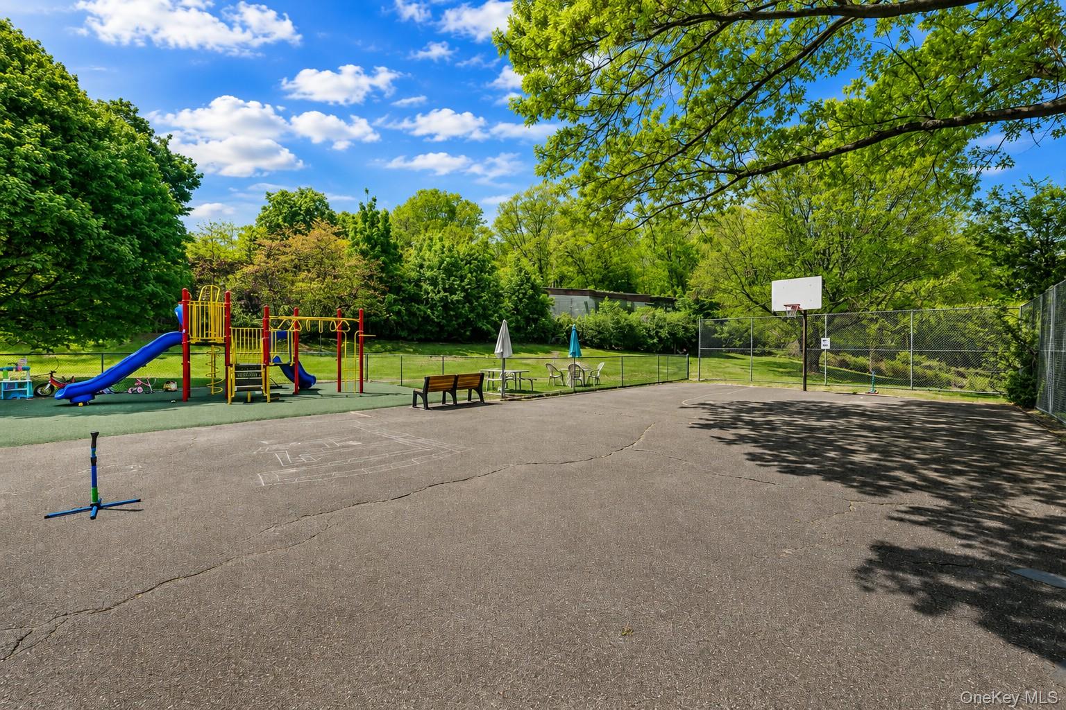 2nd image of 76 Dehaven Dr Dehaven, Yonkers, NY 10703