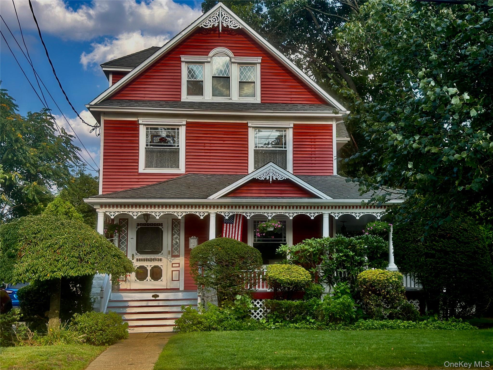 1st image of 35 Lee Ave, Hempstead, NY 11570 | MLS# 1037496