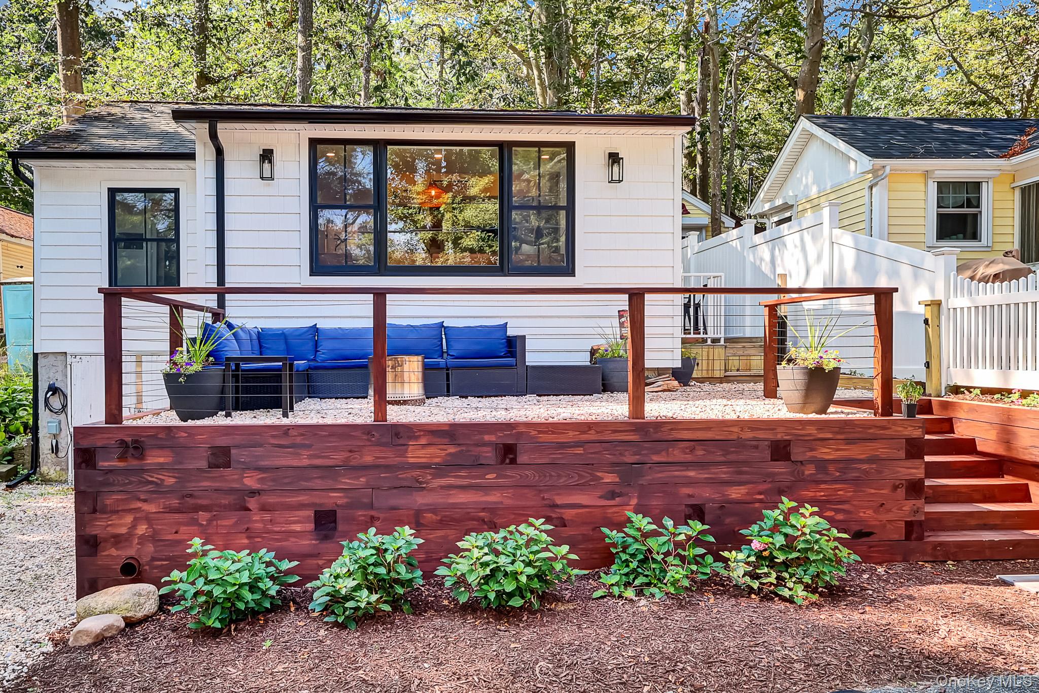 3rd image of 25 Cottage Rd, Riverhead, NY 11933 | MLS# 1037498
