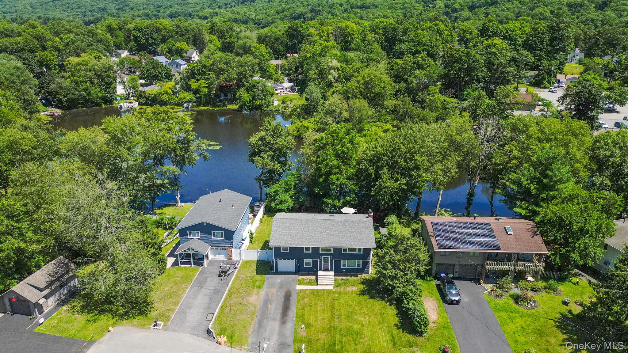 3rd image of 36 Lakewood Rd, Warwick (town), NY 10925 | MLS# 1037531