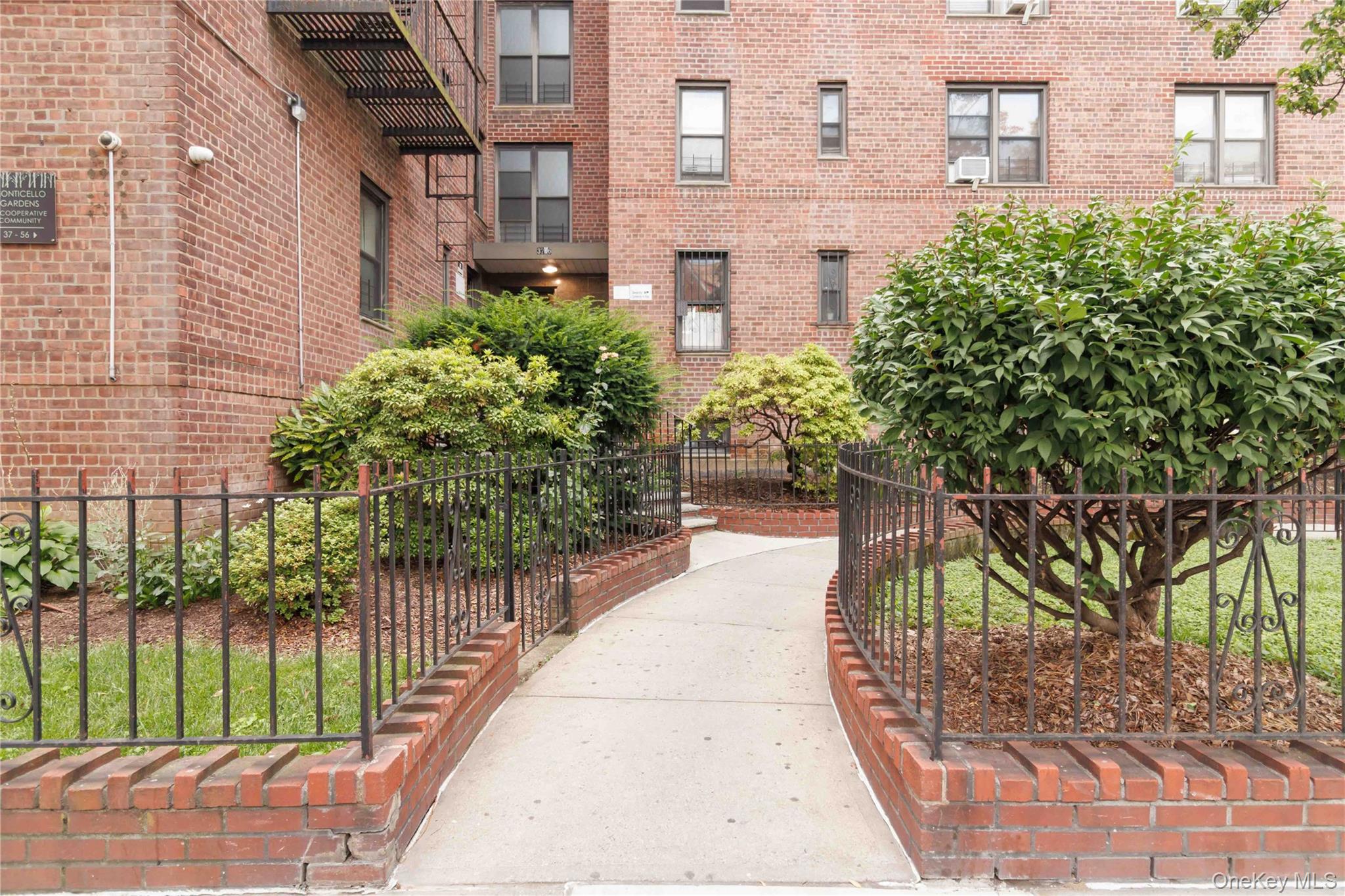 5th image of 37-56 87Th St, New York, NY 11372