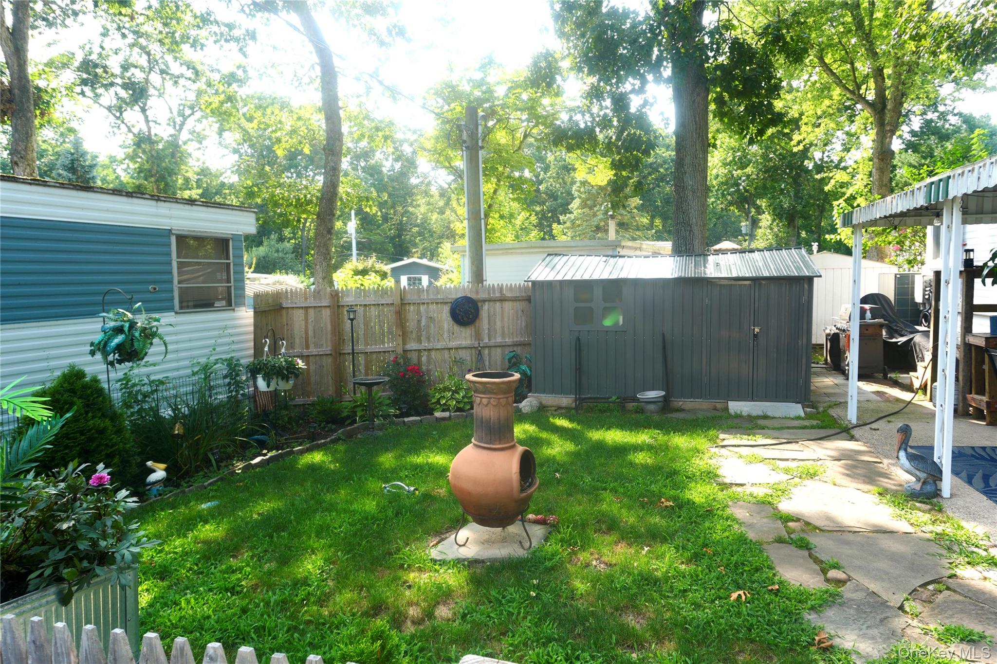 3rd image of 658 Sound Ave #E-6, Riverhead, NY 11933 | MLS# 1037578