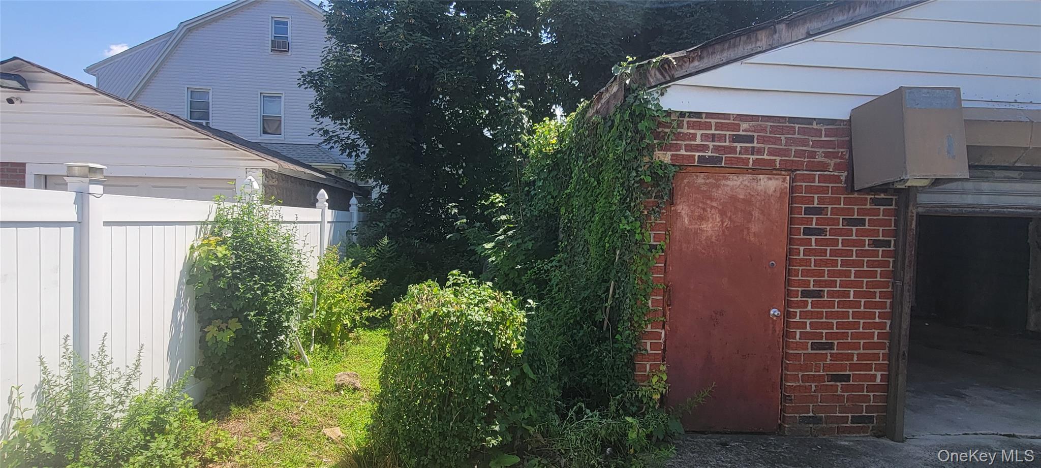 5th image of 10515 220Th St, New York, NY 11429 | MLS# 1037599