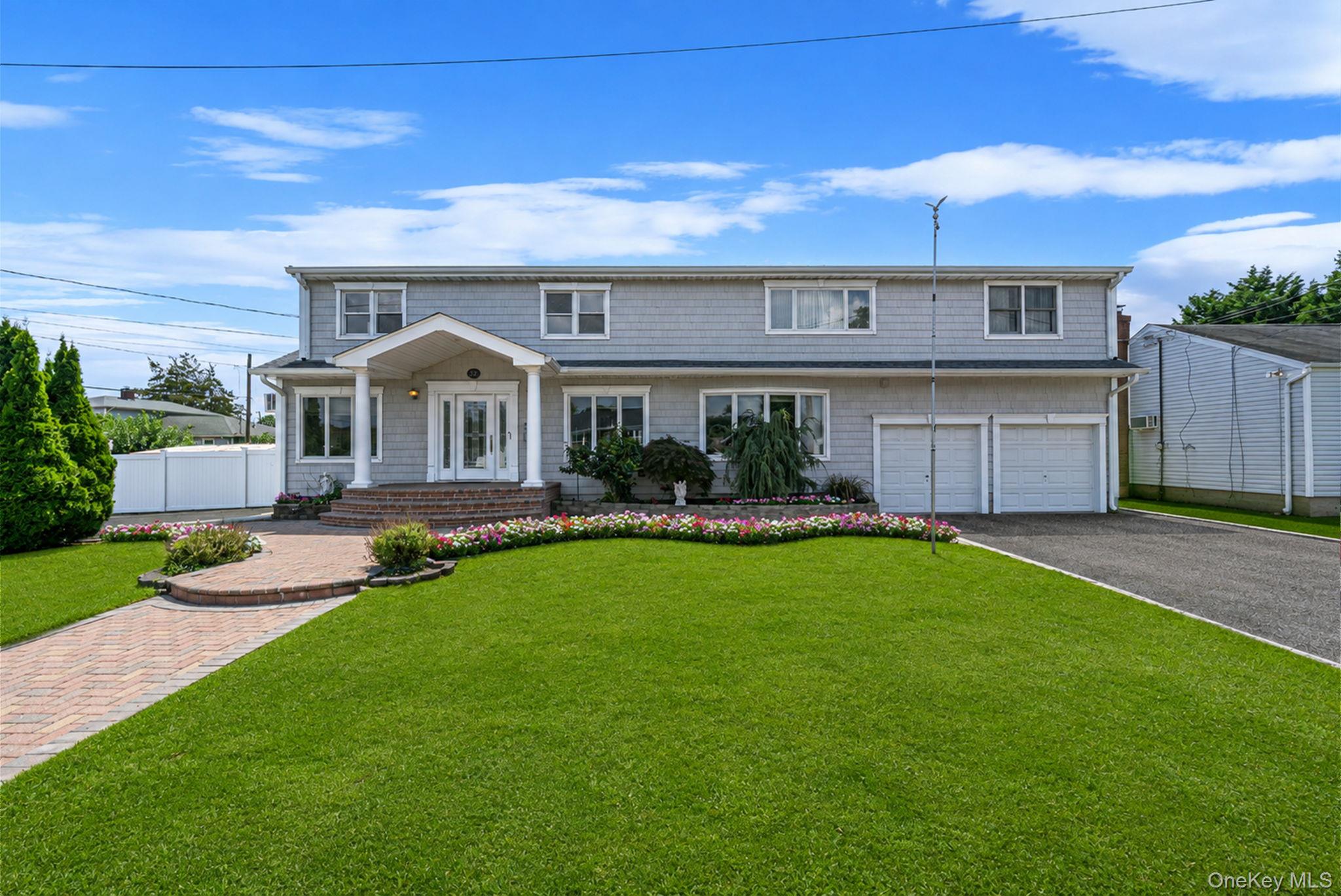 1st image of 52 Manhattan Ave, West Babylon, NY 11704 | MLS# 1037663
