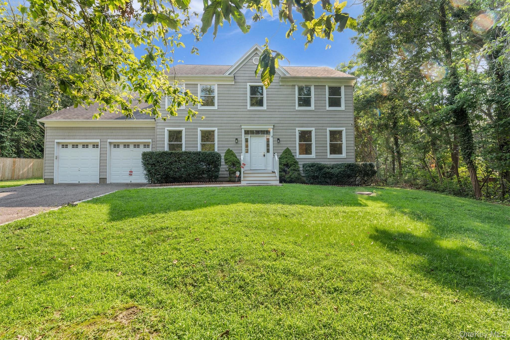 2nd image of 1871 Edwards Ave, Riverhead, NY 11933 | MLS# 1037778