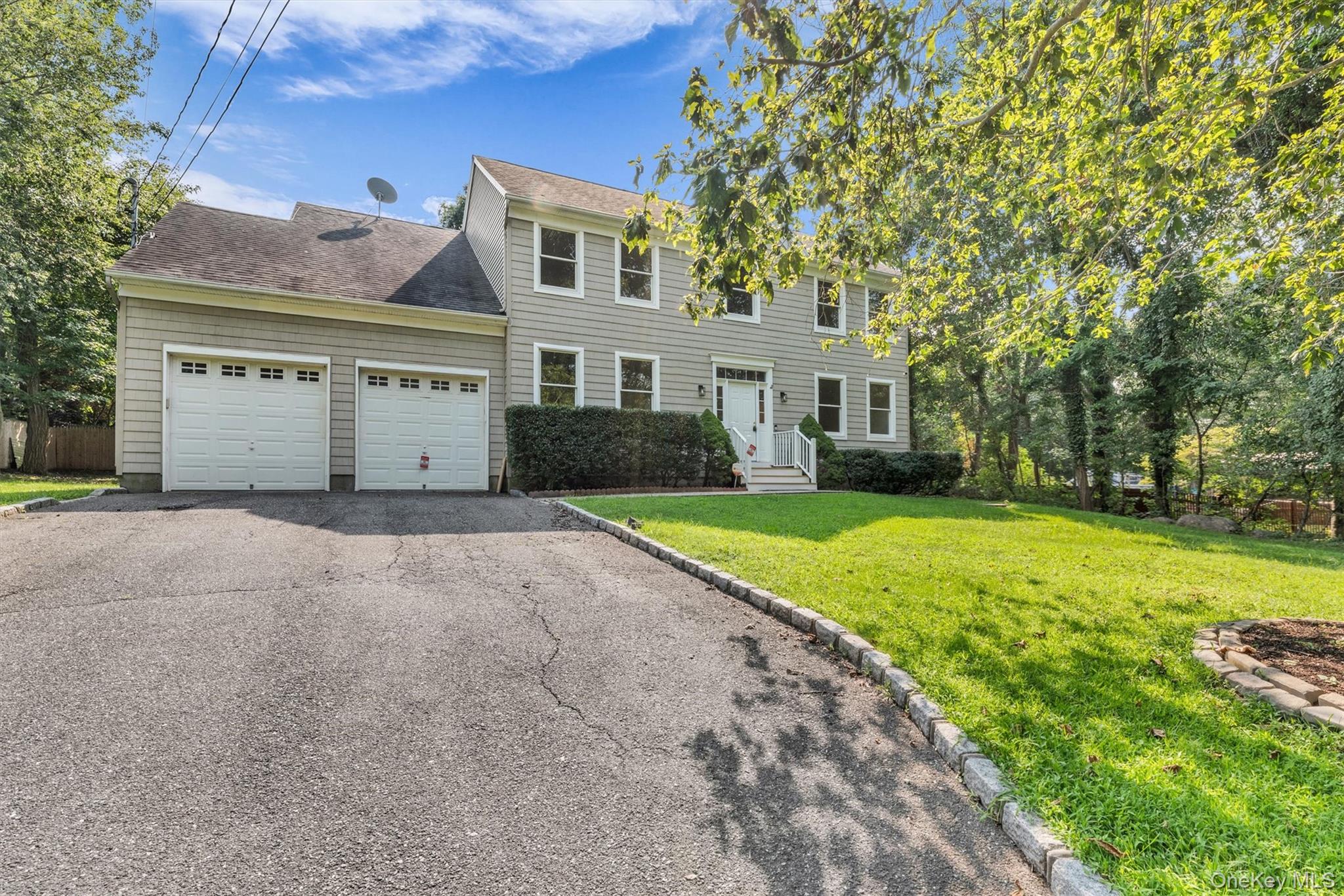 1st image of 1871 Edwards Ave, Riverhead, NY 11933 | MLS# 1037778