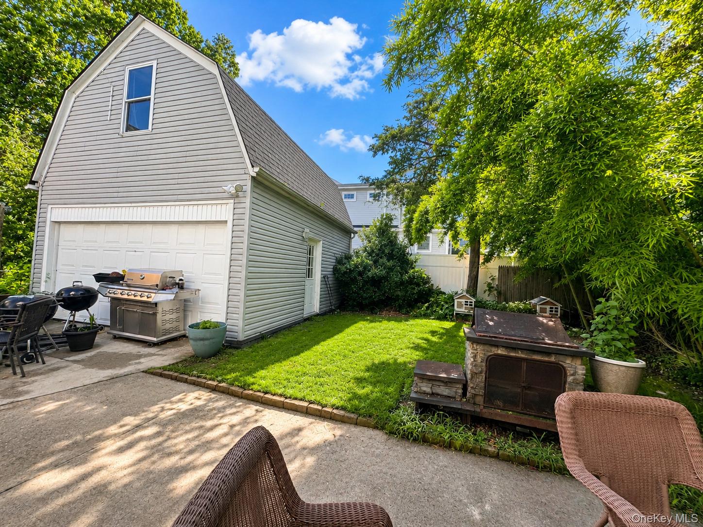25th image of 33 Juniper Rd, North Hempstead, NY 11050 | MLS# 1037787