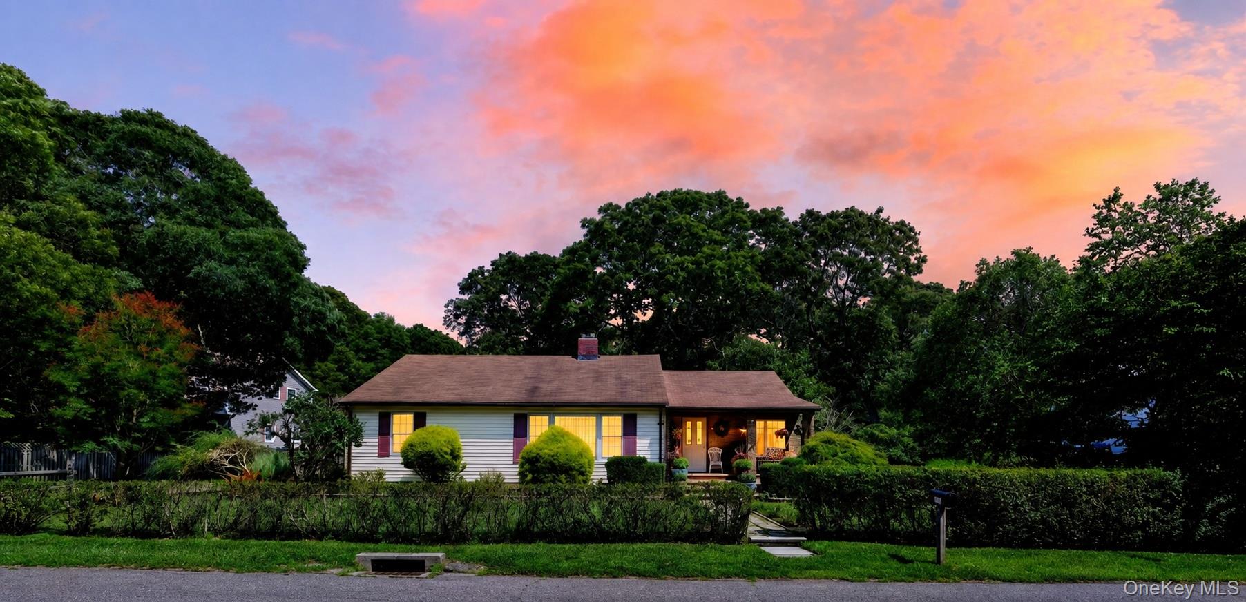 2nd image of 35 Biltmore Dr, Brookhaven, NY 11951 | MLS# 1037810