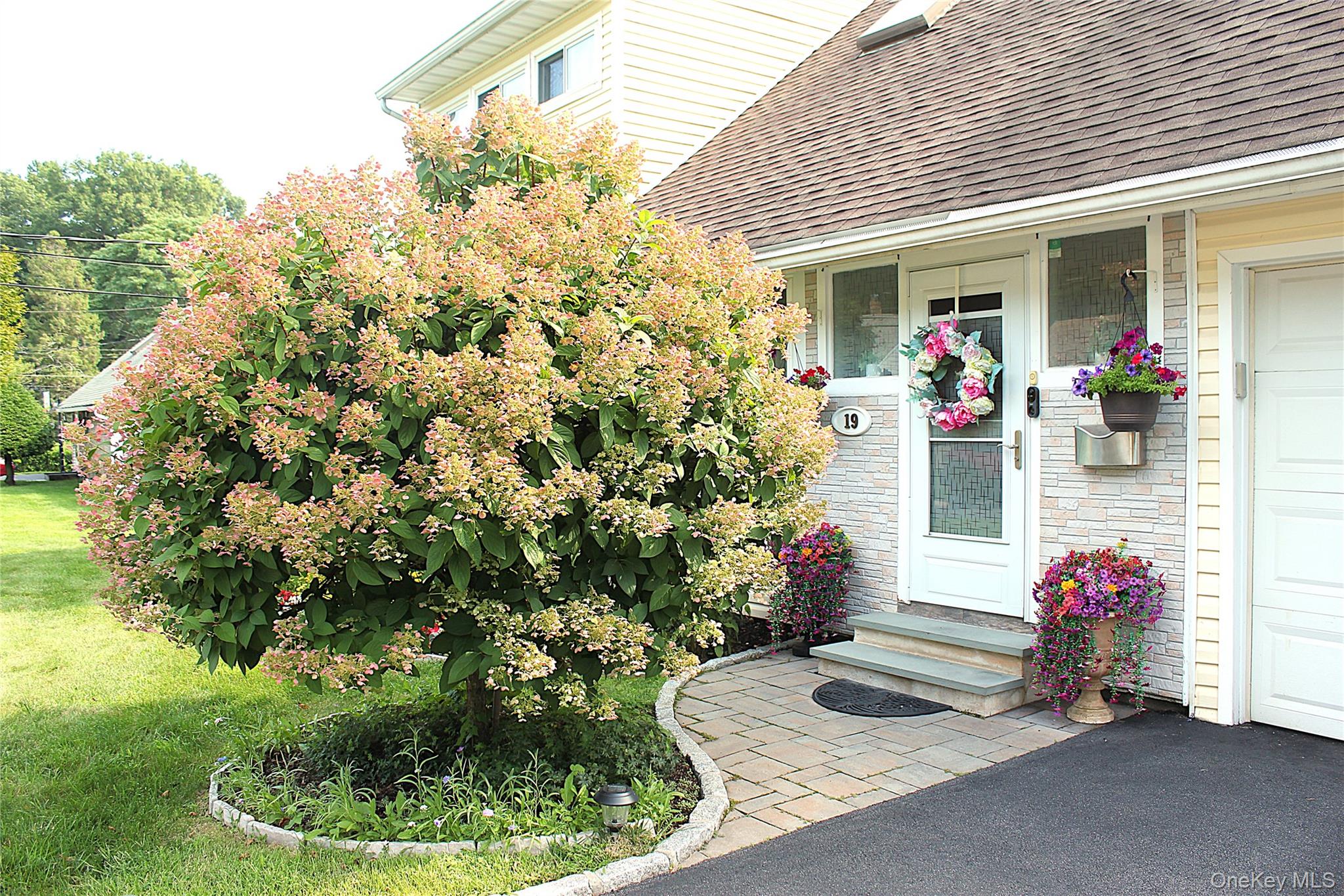 2nd image of 19 Jean Ln, Greenburgh, NY 10530 | MLS# 1037819