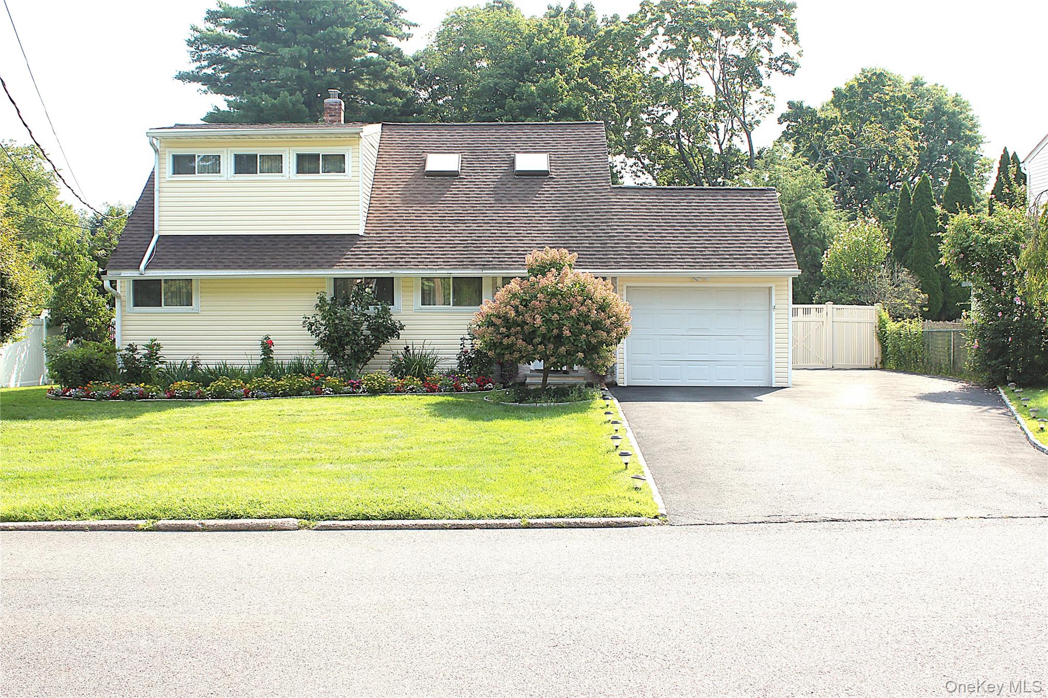 1st image of 19 Jean Ln, Greenburgh, NY 10530 | MLS# 1037819