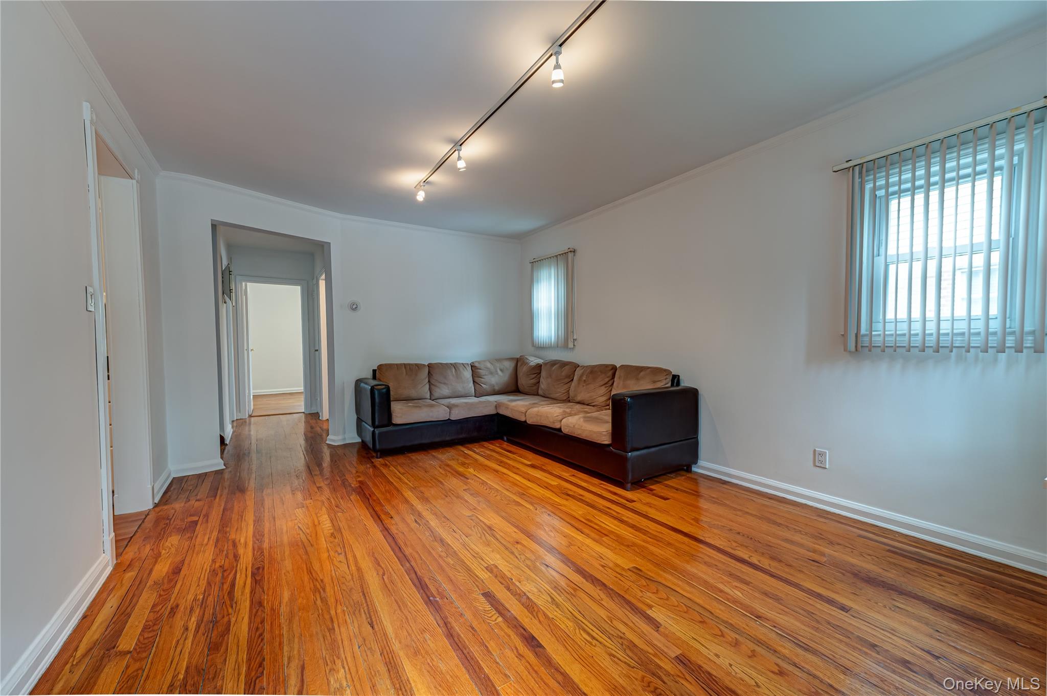 5th image of 15 Yale Blvd, North Hempstead, NY 11040 | MLS# 1037857