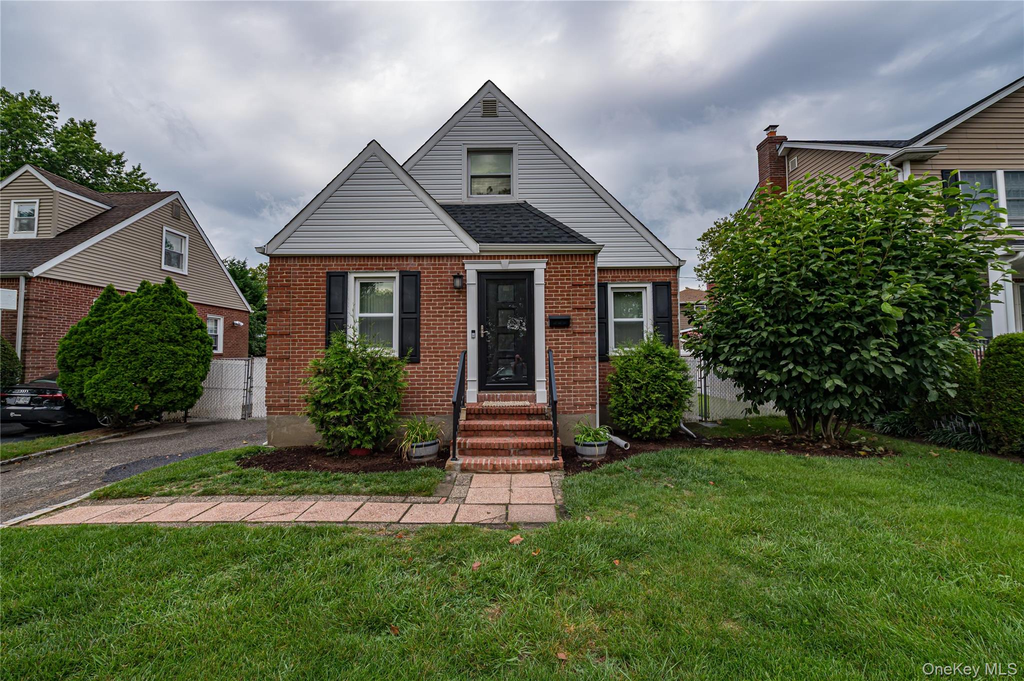 1st image of 15 Yale Blvd, North Hempstead, NY 11040 | MLS# 1037857
