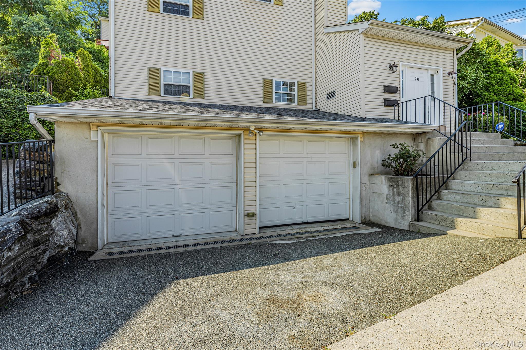 4th image of 239 Mary Lou Ave, Yonkers, NY 10703 | MLS# 1037865