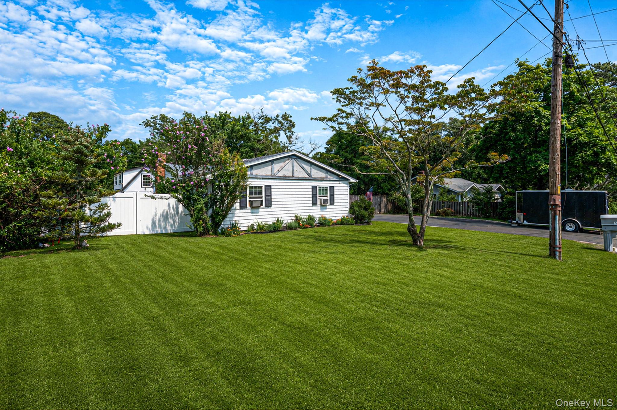 3rd image of 40 Elm Ave, Southampton, NY 11901 | MLS# 1037873