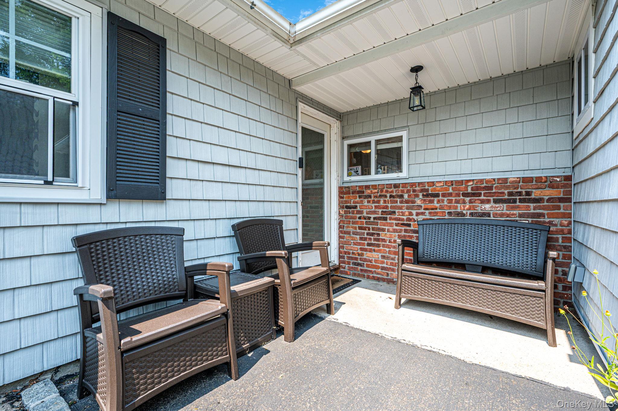 5th image of 40 Elm Ave, Southampton, NY 11901 | MLS# 1037873