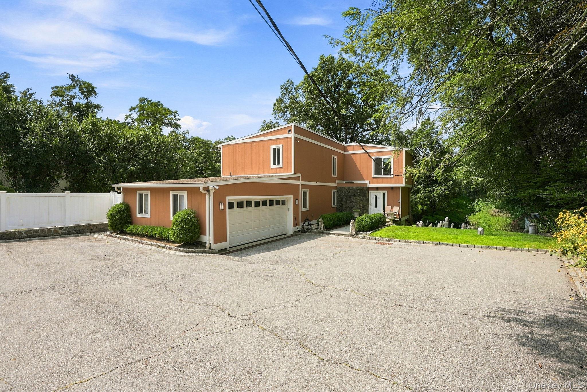 2nd image of 444 West St, Harrison, NY 10528 | MLS# 1037920