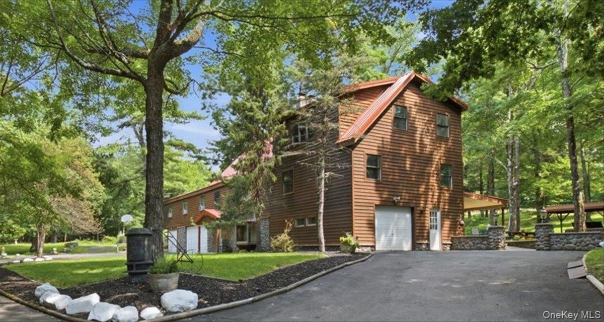 Photo 1 of Single family home for sale at 31 Favorito Rd, Cairo, NY 12413 | MLS# 1037921 | Listing updated on 2026-09-02