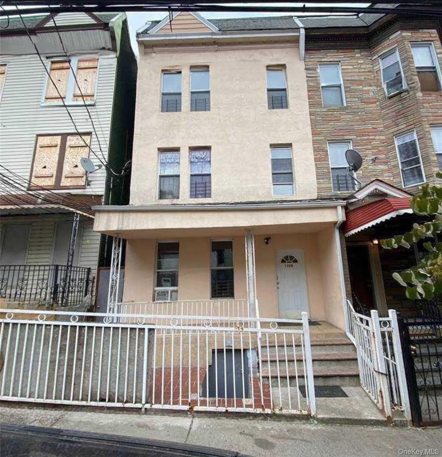 3rd image of 1320 Clay Ave, New York, NY 10456 | MLS# 1037941