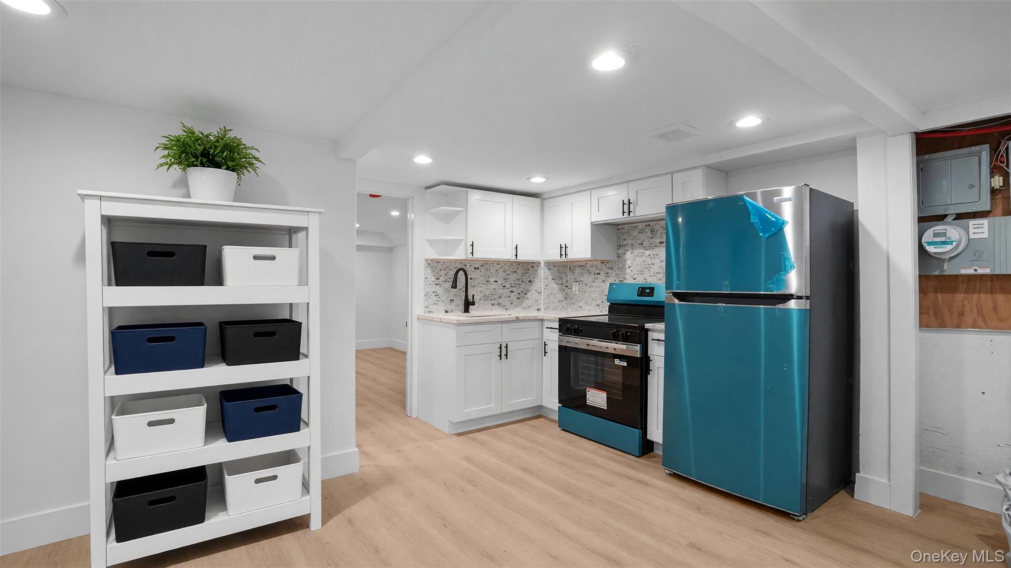 4th image of 3343 Mickle Ave, New York, NY 10469 | MLS# 1037949