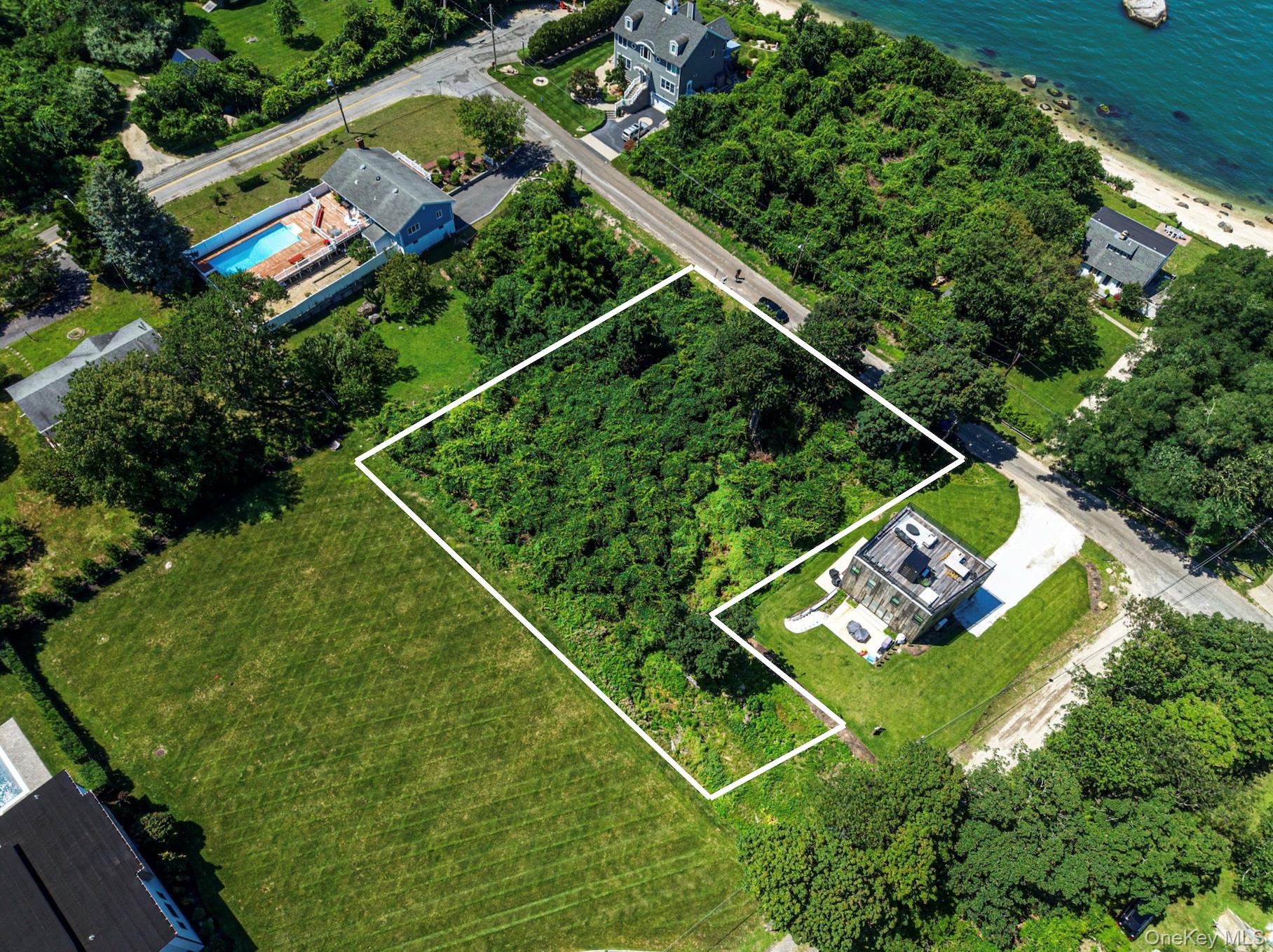 2nd image of 400 Aquaview Ave, Southold, NY 11939 | MLS# 1038007