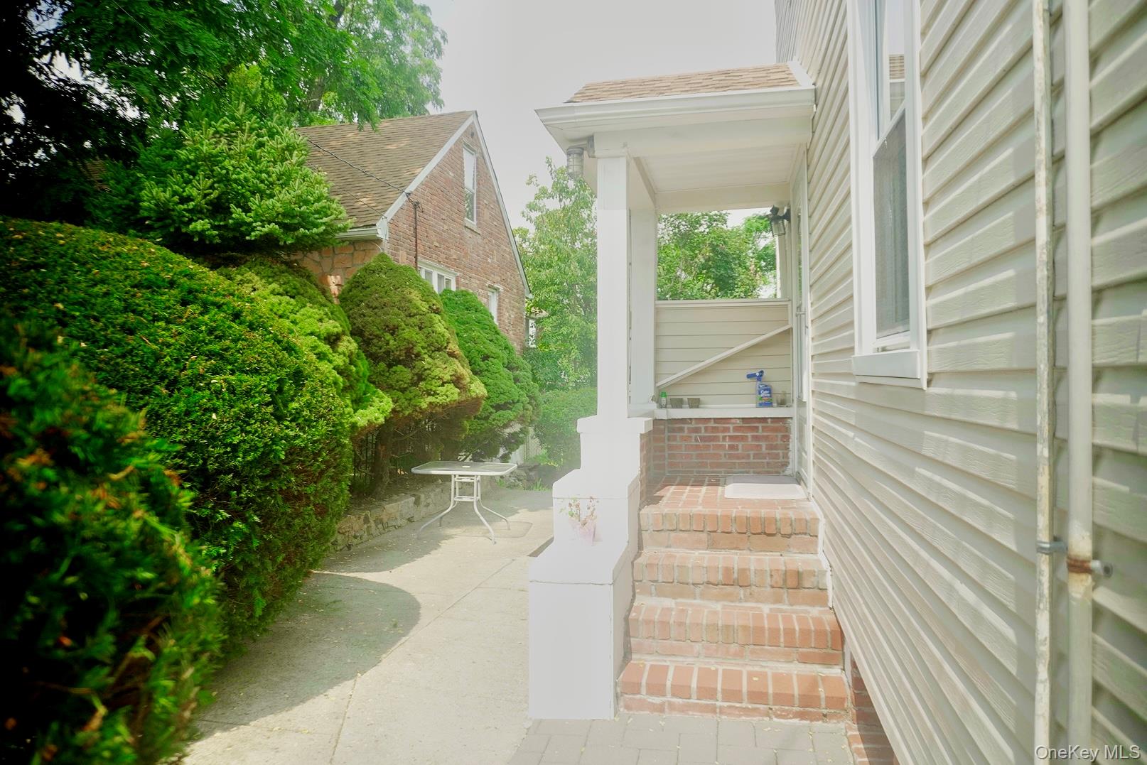 2nd image of 930 Mile Square Rd, Yonkers, NY 10704 | MLS# 1038022