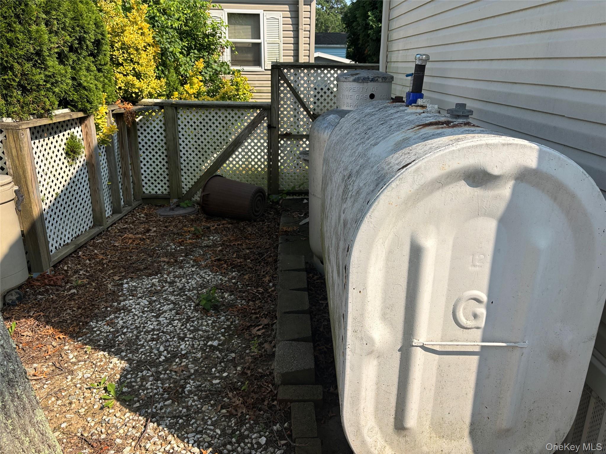 9th image of 1661 Old Country Rd #180, Riverhead, NY 11901 | MLS# 1038025