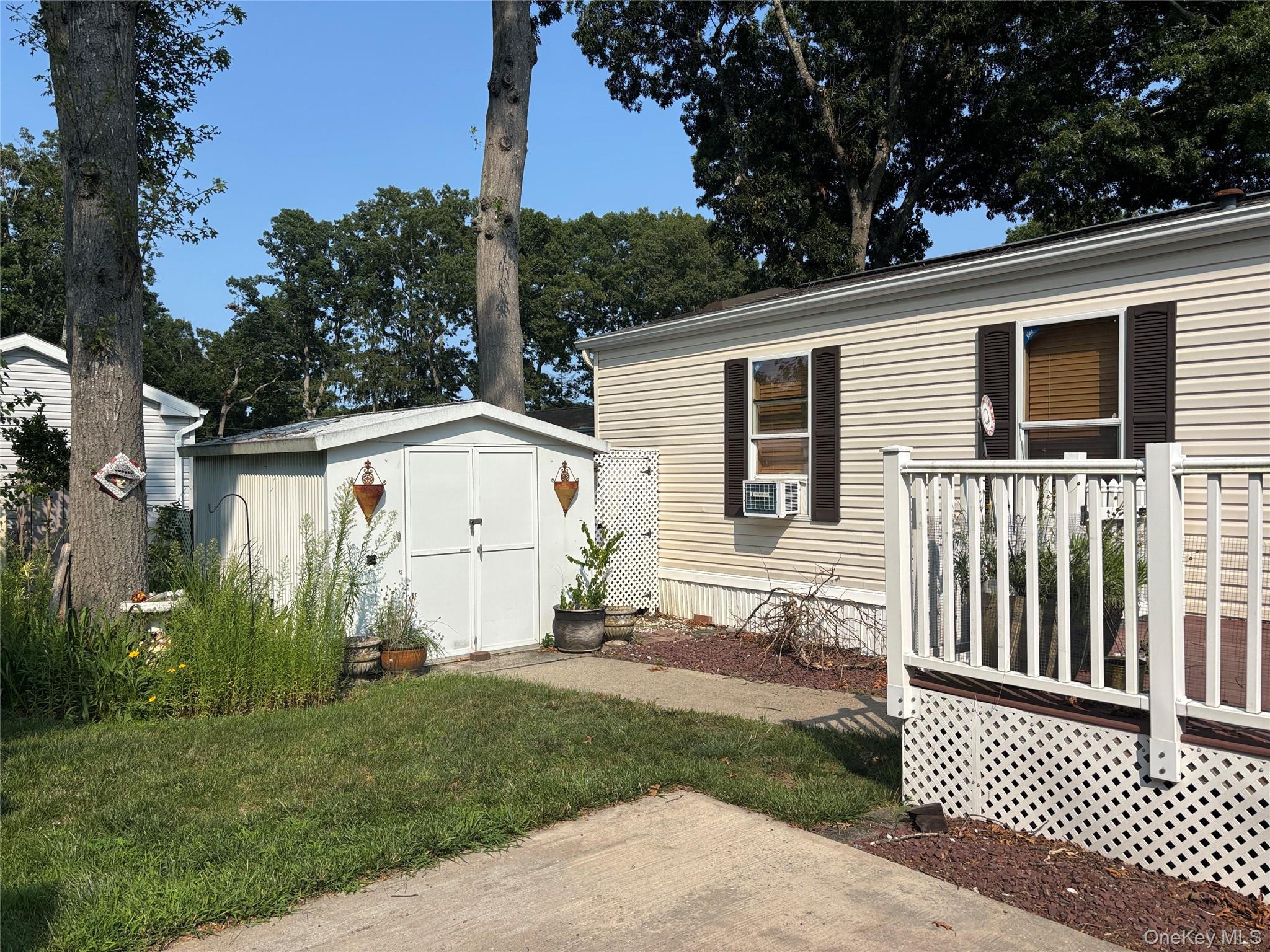 3rd image of 1661 Old Country Rd #180, Riverhead, NY 11901 | MLS# 1038025