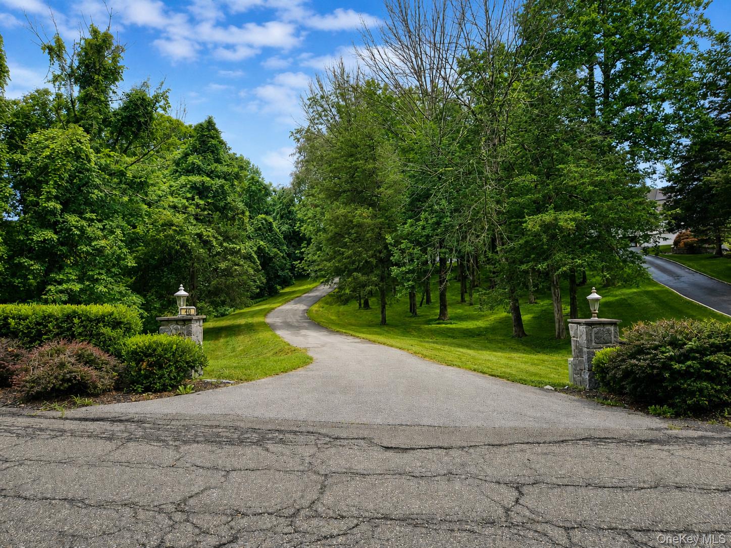 3rd image of 40 Winter Park Dr, Wappinger, NY 12533 | MLS# 1038026