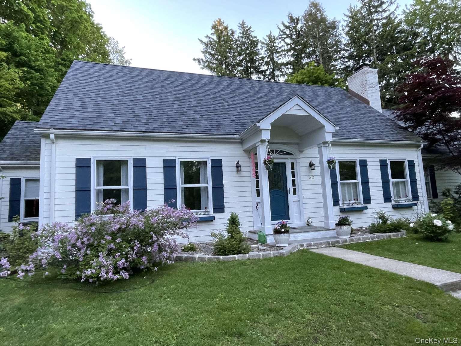 1st image of 52 Kingwood Park, Poughkeepsie (town), NY 12601 | MLS# 1038034