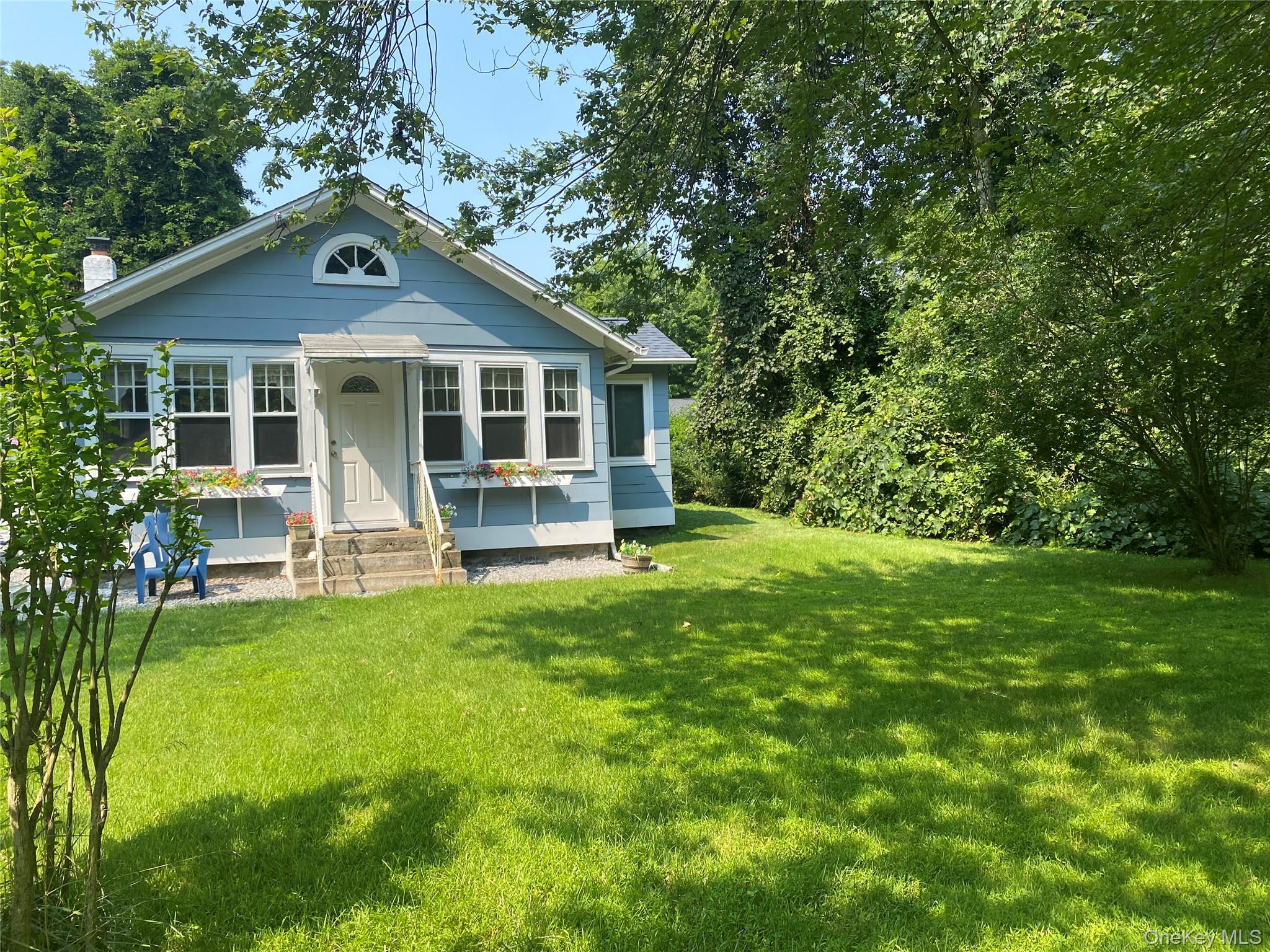 2nd image of 66 Longfellow Dr, Brookhaven, NY 11951 | MLS# 1038076
