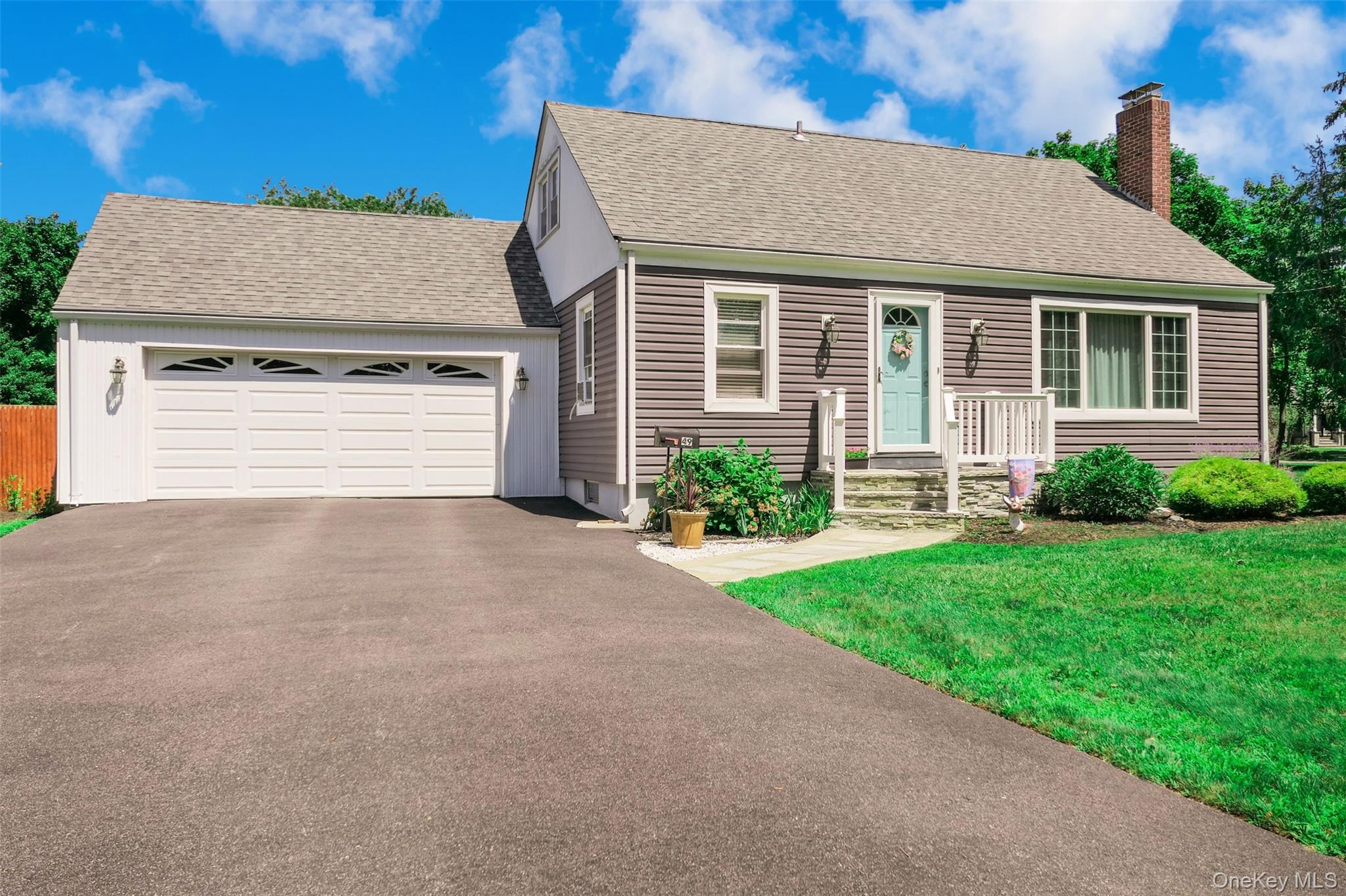 4th image of 49 Regent St, Brookhaven, NY 11772 | MLS# 1038098