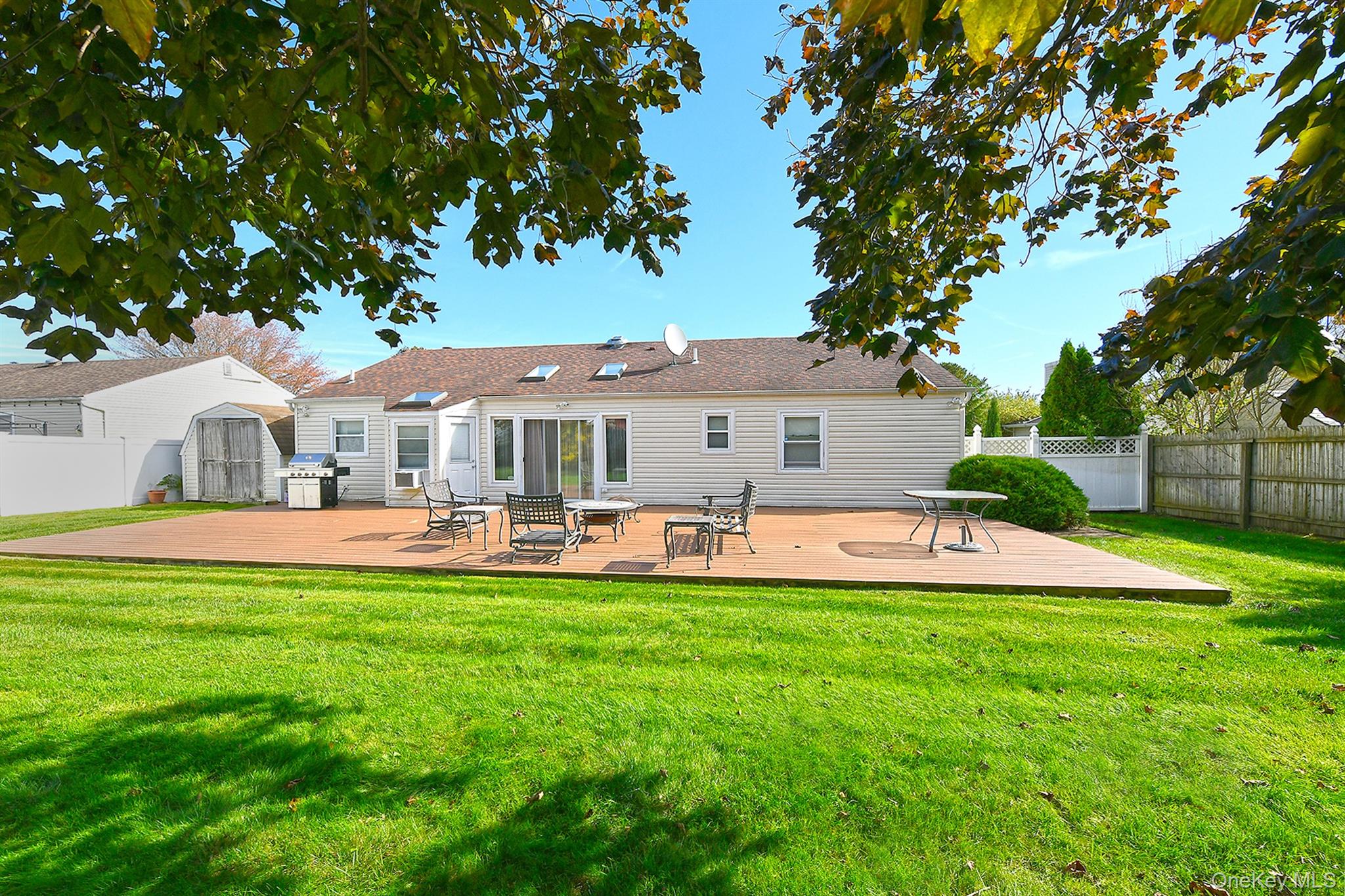 19th image of 22 Apple Blossom Ln, Brookhaven, NY 11772 | MLS# 1038109