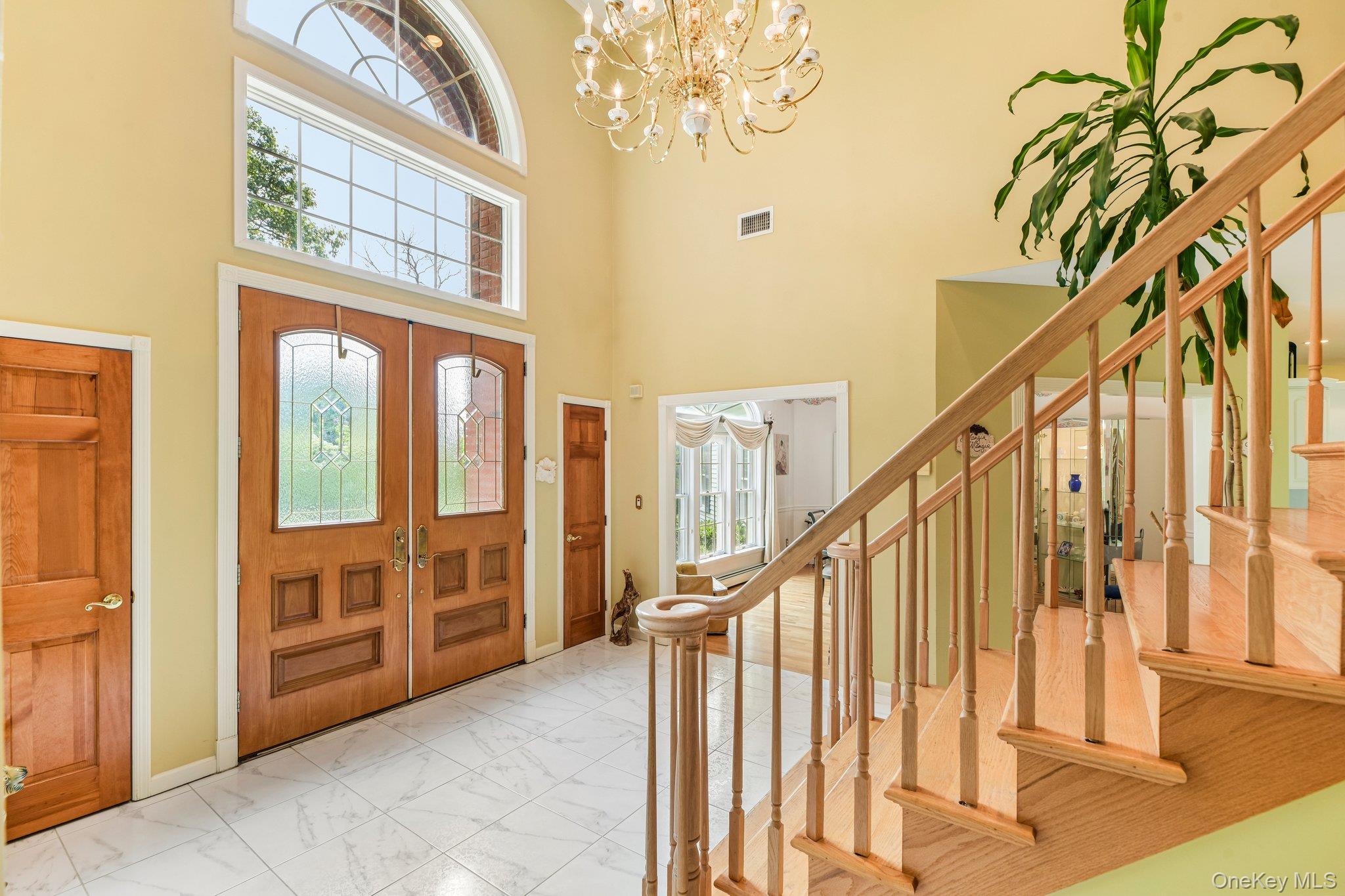 5th image of 2 Penny Ln, Smithtown, NY 11780 | MLS# 1038110