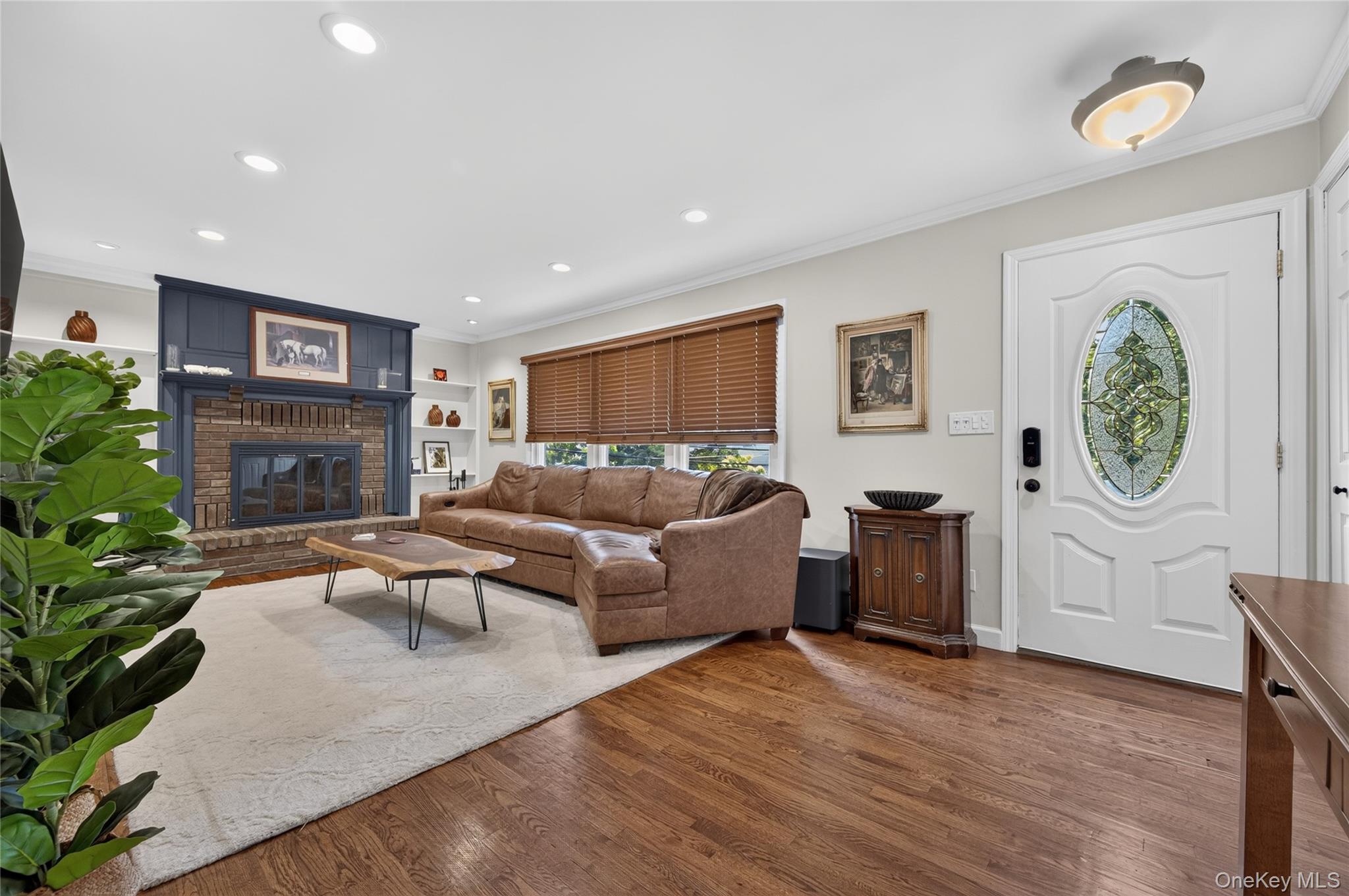 2nd image of 73 Maple Pl, Huntington, NY 11743 | MLS# 1038123
