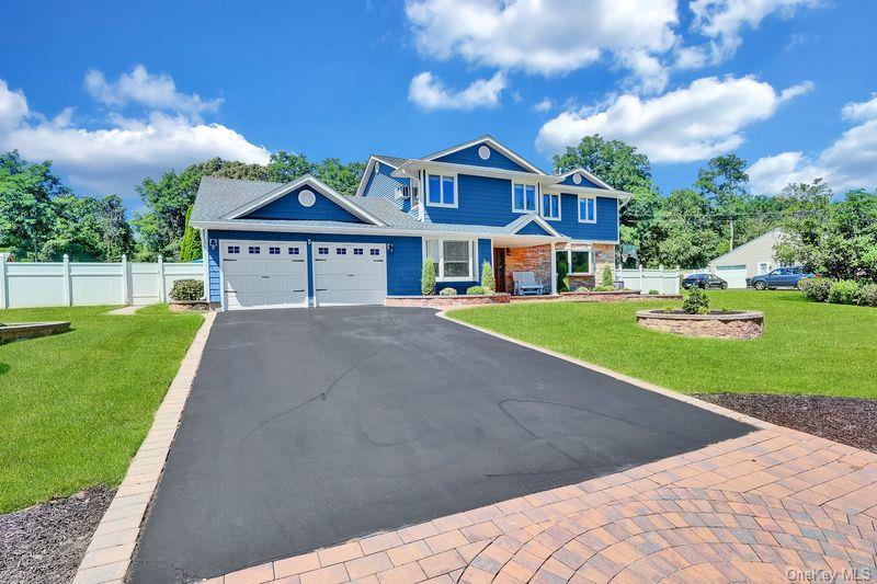 3rd image of 240 Woodhull Ave, Brookhaven, NY 11776 | MLS# 1038124