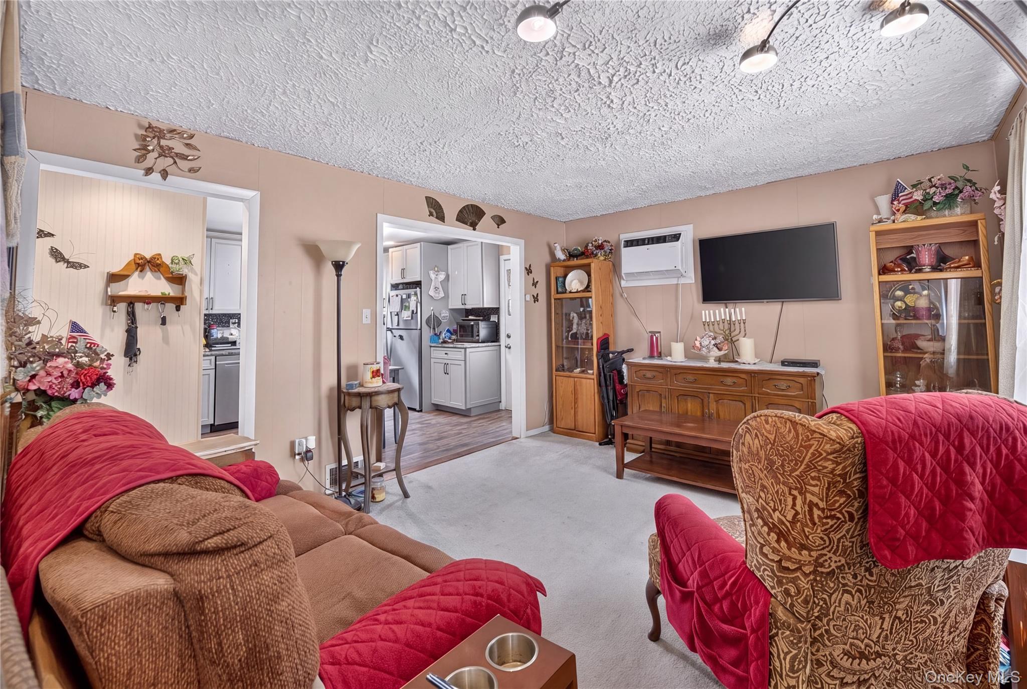 4th image of 17 Heathcote Rd, Babylon, NY 11757 | MLS# 1038125