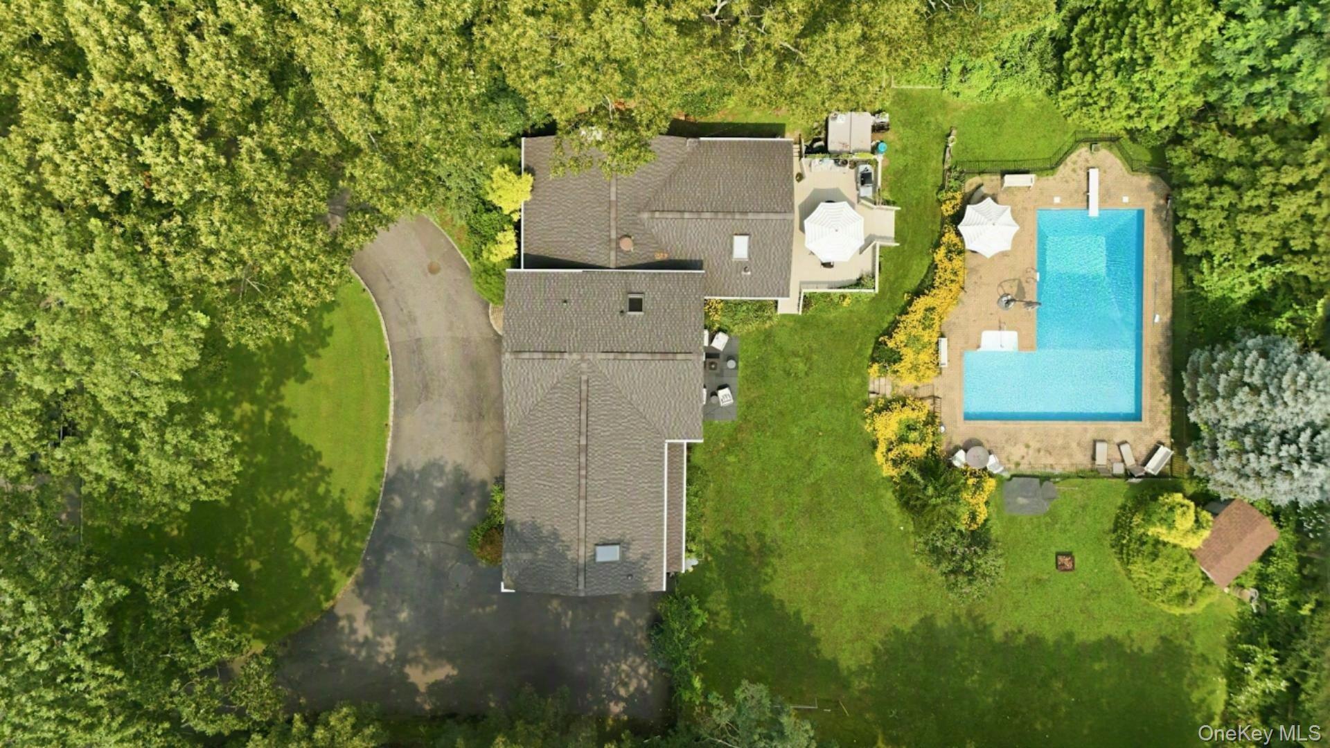1st image of 11 Soundview Dr, Brookhaven, NY 11777 | MLS# 1038126