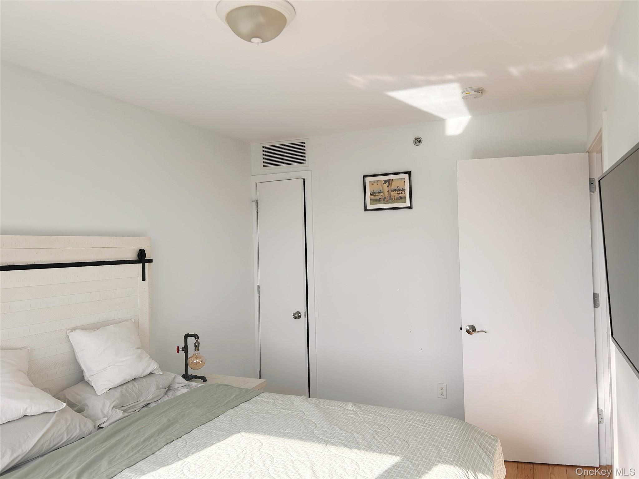 4th image of 15815 Union Turnpike #402N, New York, NY 11366 | MLS# 1038128