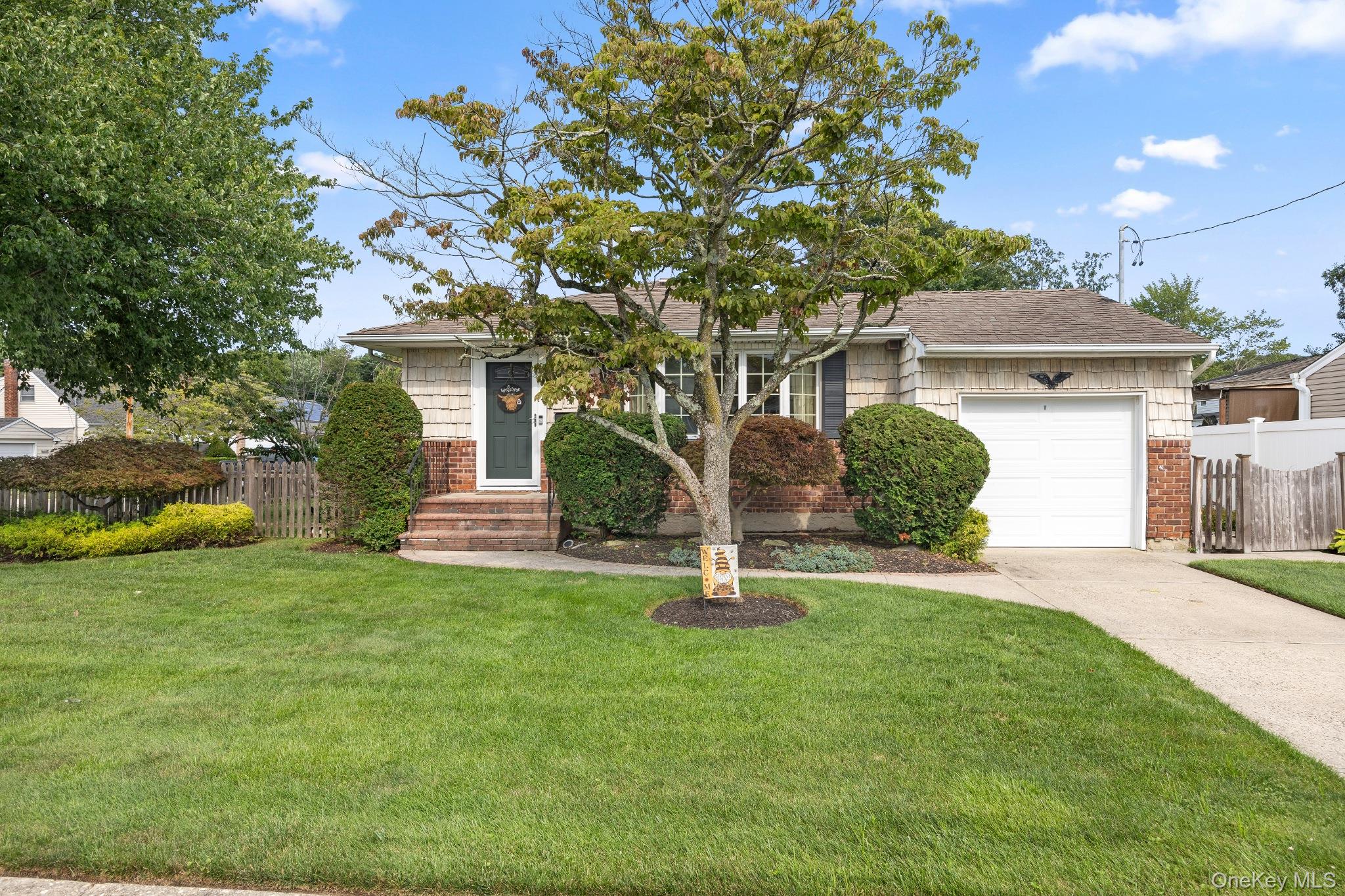 1st image of 151 N East Blvd, Oyster Bay, NY 11758 | MLS# 1038136
