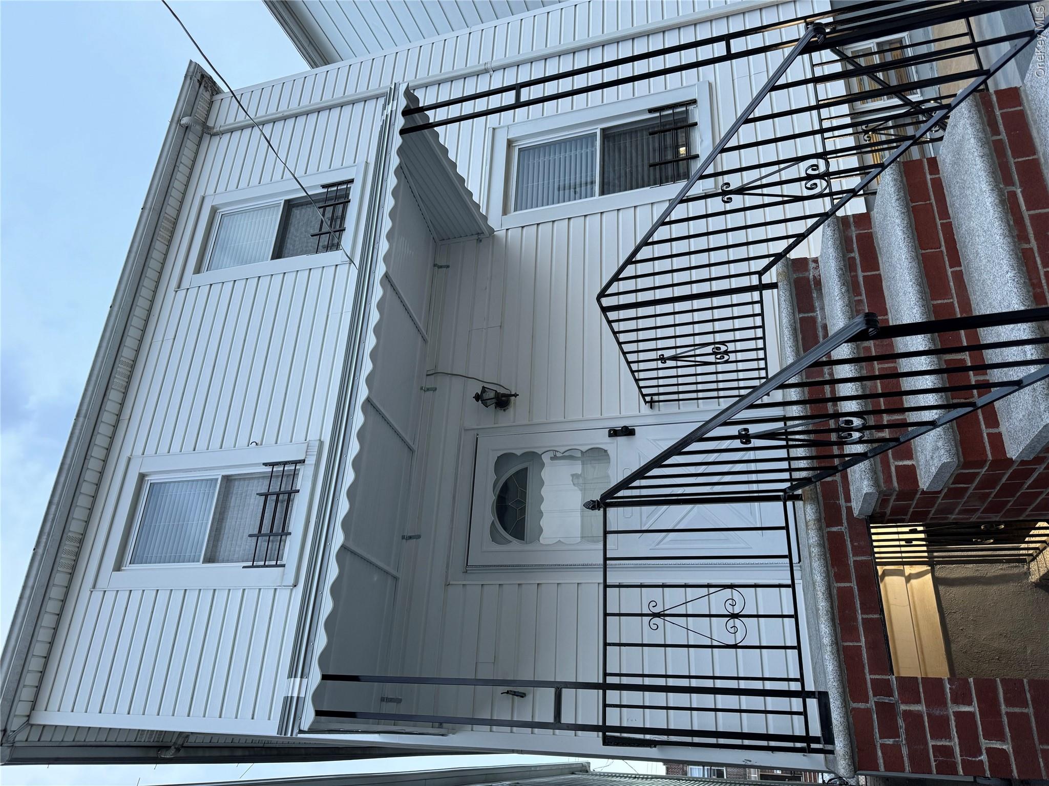26th image of 1845 Tomlinson Ave, New York, NY 10461 | MLS# 1038138