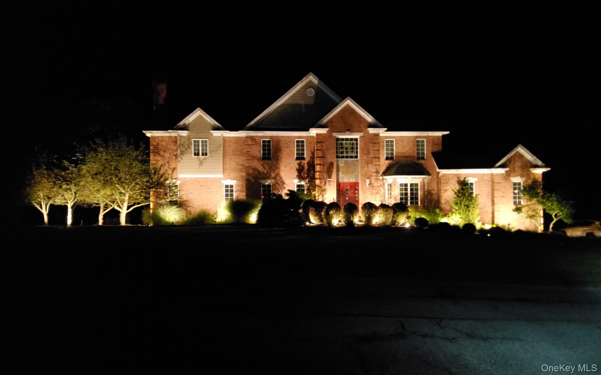2nd image of 22 Bennington Dr, Woodbury, NY 10930 | MLS# 1038162