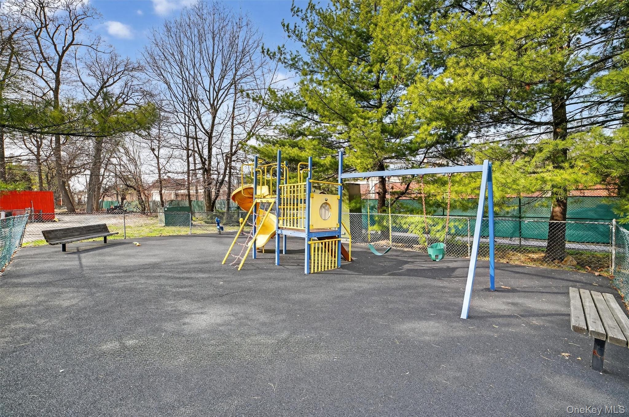 39th image of 1376 Midland Ave #801, Yonkers, NY 10708 | MLS# 1038163