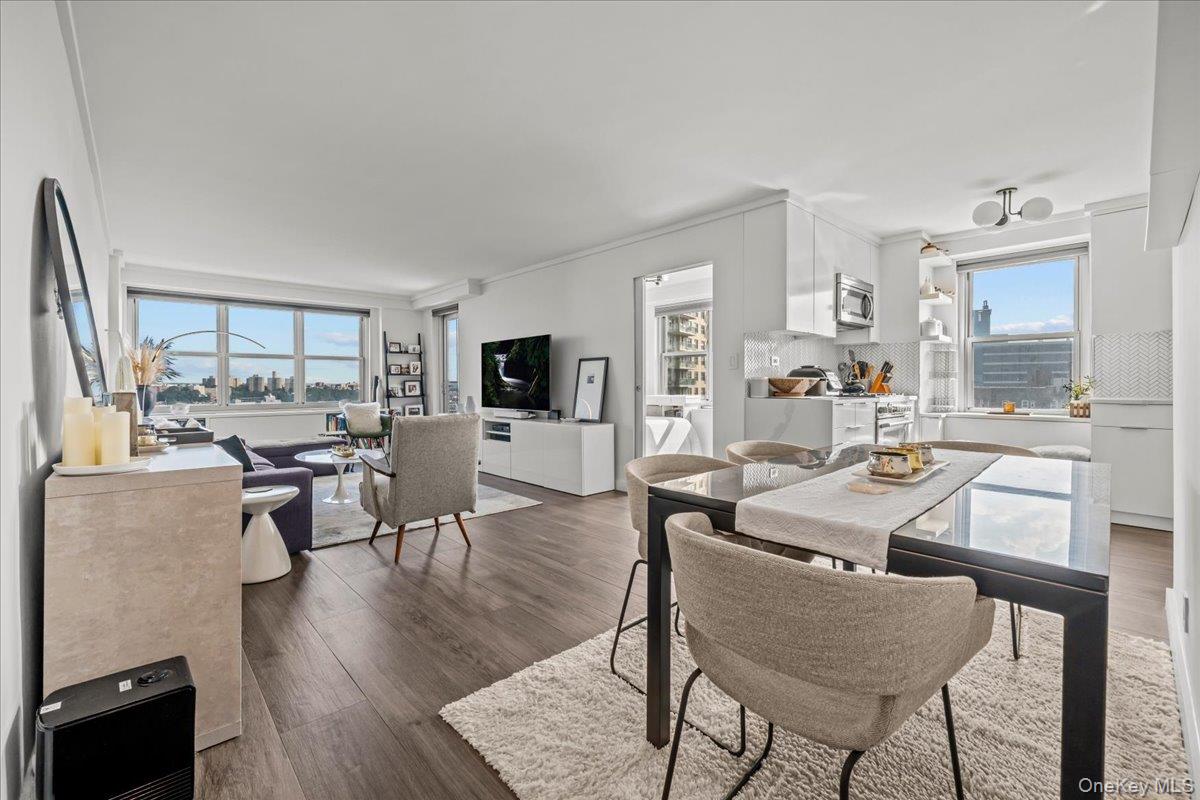 1st image of 555 Kappock St #6P, New York, NY 10463 | MLS# 1038182