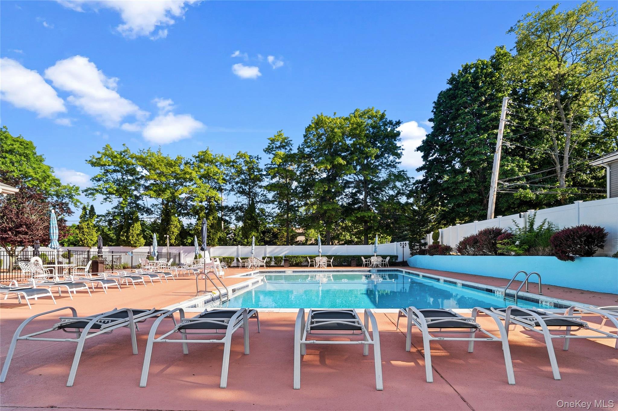 4th image of 86 Cardinal Ln #2B, Islip, NY 11751 | MLS# 1038229