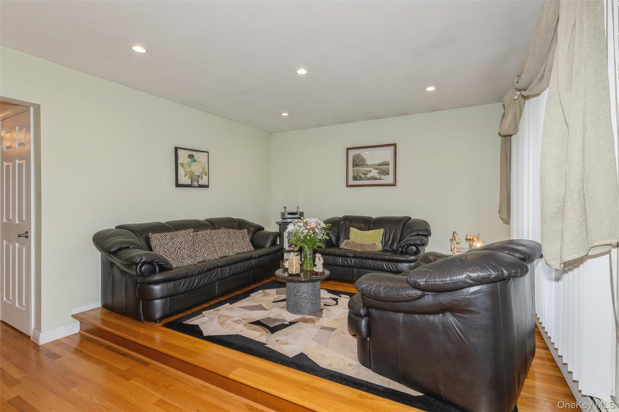 4th image of 977 Third Ave, Hempstead, NY 11010 | MLS# 1038232