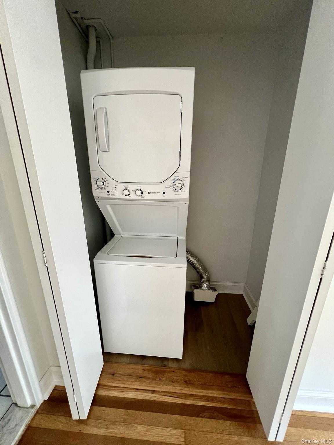 2nd image of 101 Carpenter Ave, Bedford, NY 10549