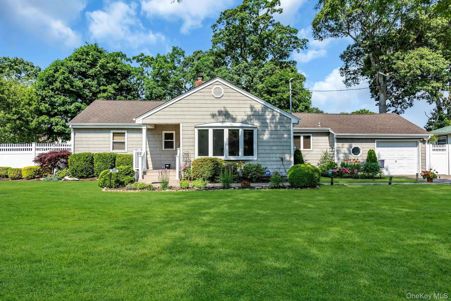 2nd image of 360 Bayport Ave, Islip, NY 11705 | MLS# 1038252