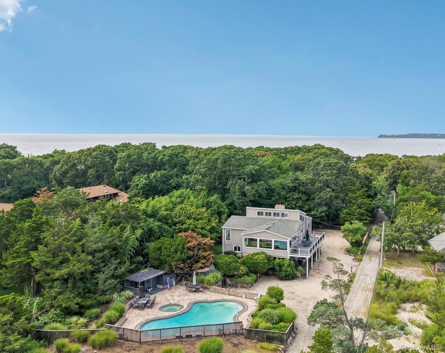 1st image of 588 E Long Beach Rd, Smithtown, NY 11780 | MLS# 1038256