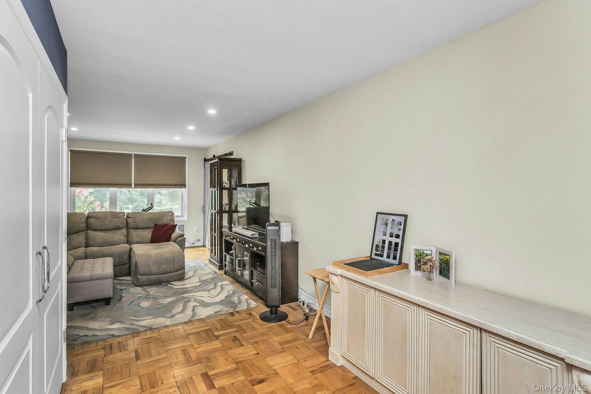 4th image of 23-55 Bell Blvd #1H, New York, NY 11360 | MLS# 1038272